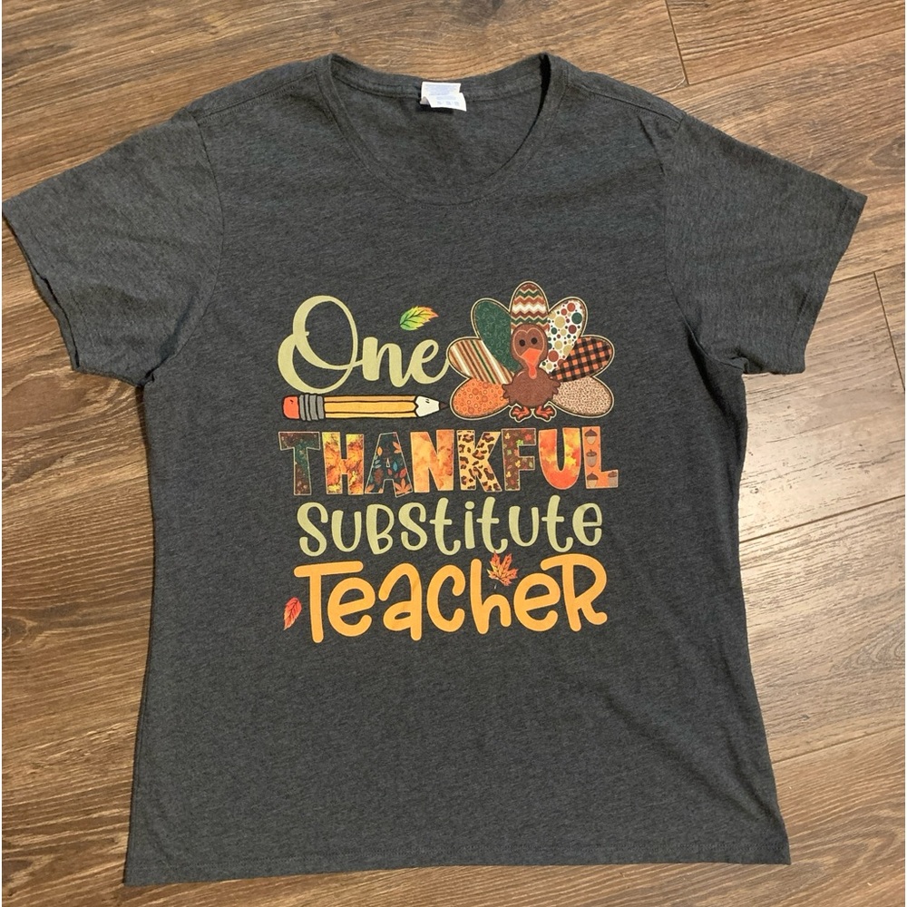 “One Thankful Substitute Teacher” Turkey Leopard Thanksgiving T-Shirt XL
